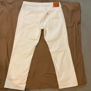 Levi’s 541 White Jeans (sz) 38x30